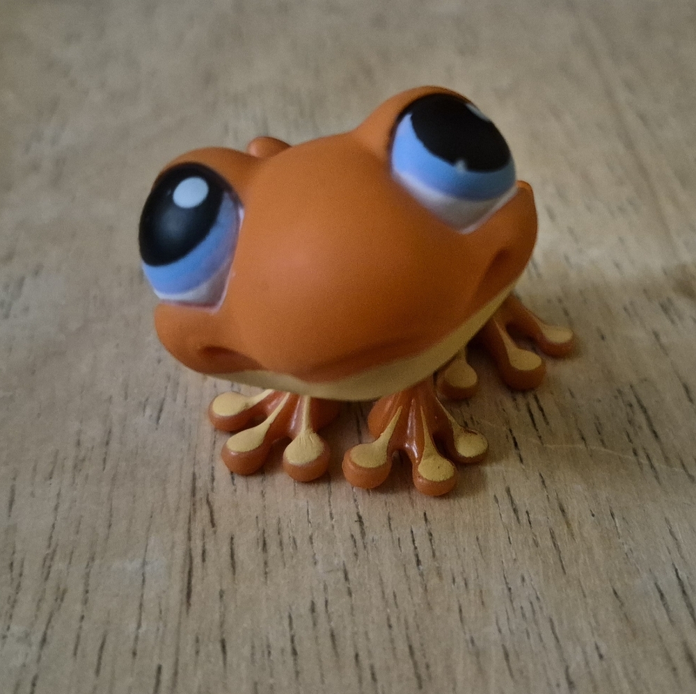 Littlest Pet Shop LPS  Orange Frog #362